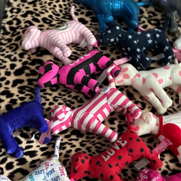 🎀 PINK Victoria's Secret Dog Plush Set 🎀 - Picture 6 of 6